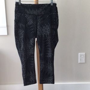GapFit capris
